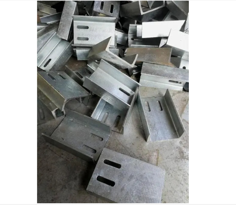 易门河北槽钢连接件